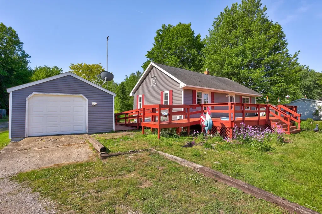 12067 Swan Creek Road Swan Creek Township MI 48609