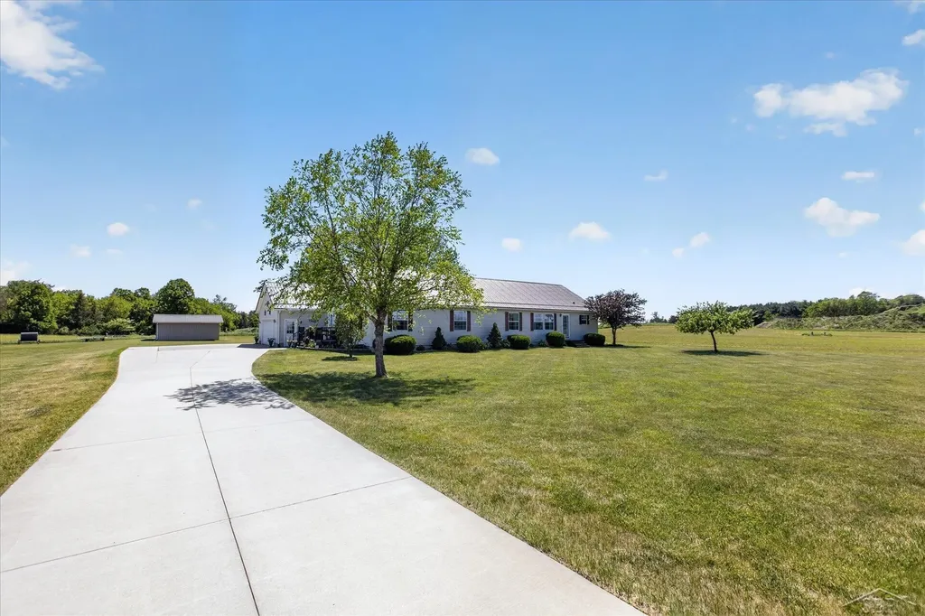5872 Florence Drive Elkland Township MI 48726