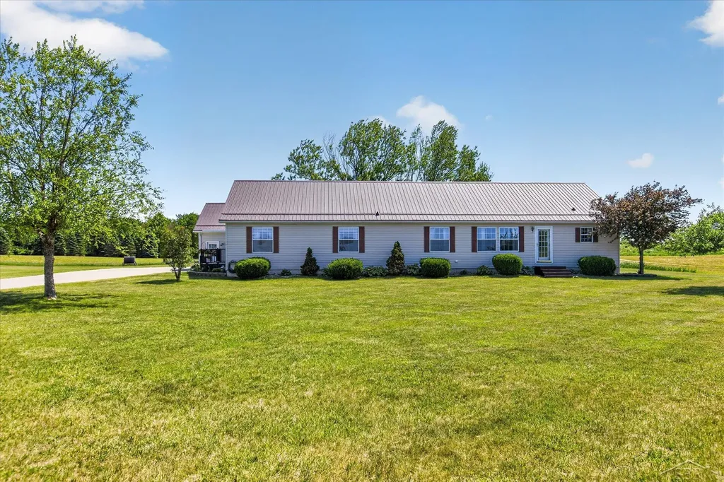 5872 Florence Drive Elkland Township MI 48726