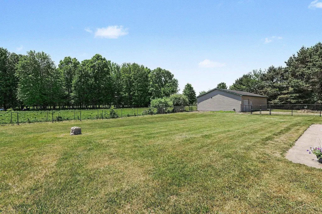 2768 E Birch Run Road Taymouth Township MI 48417