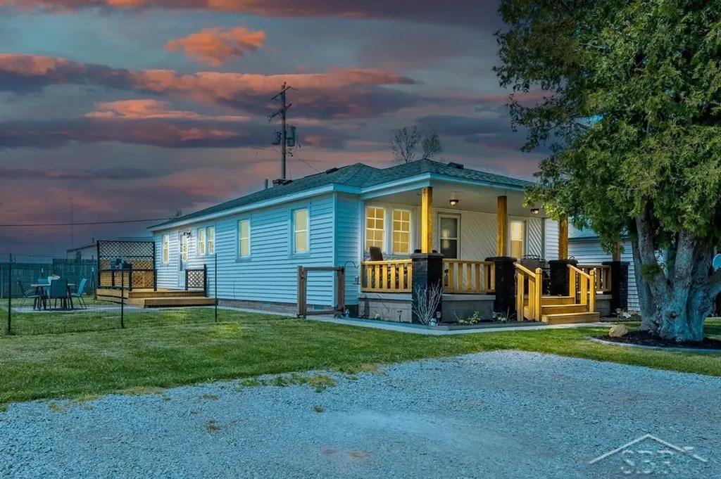 606 S Mercer Street Pinconning City MI 48650