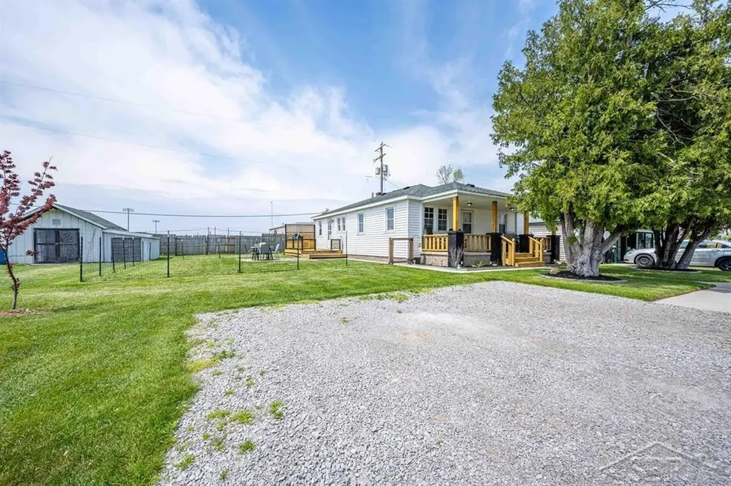 606 S Mercer Street Pinconning City MI 48650