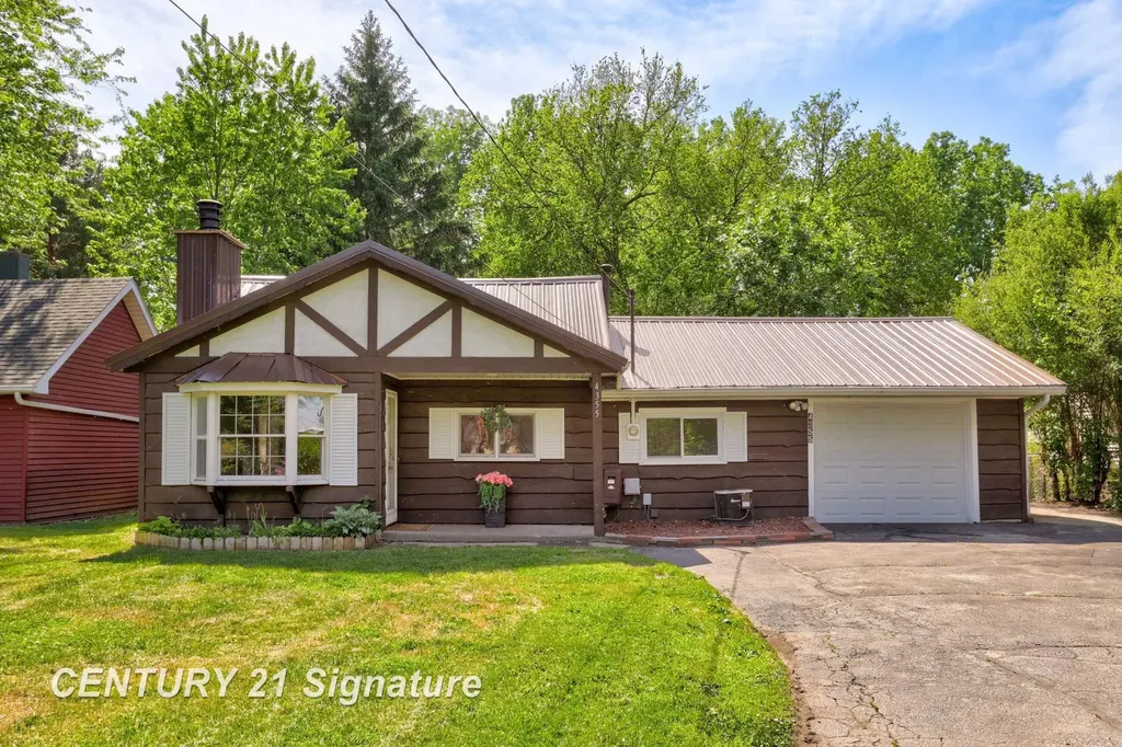 4355 N Michigan Avenue Carrollton Township MI 48604