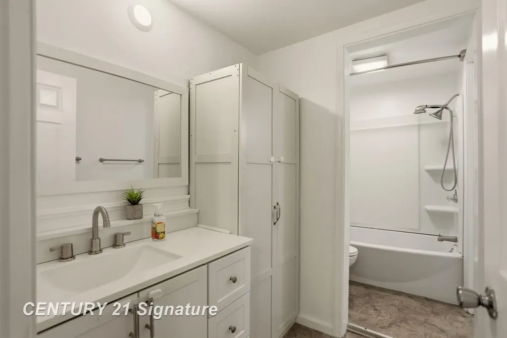 4355 N Michigan Avenue Carrollton Township MI 48604