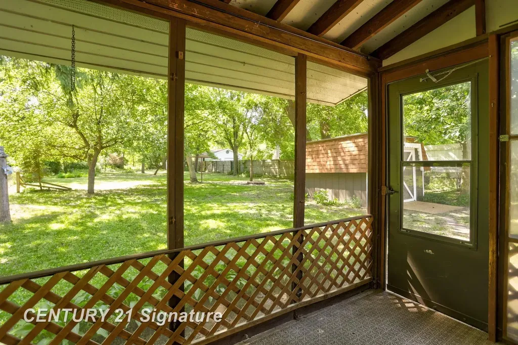 4355 N Michigan Avenue Carrollton Township MI 48604