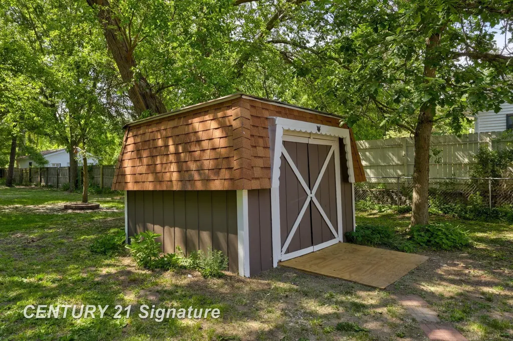 4355 N Michigan Avenue Carrollton Township MI 48604