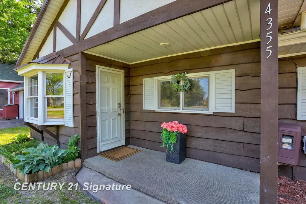 4355 N Michigan Avenue Carrollton Township MI 48604