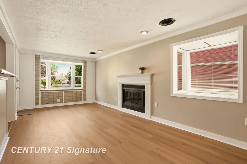 4355 N Michigan Avenue Carrollton Township MI 48604