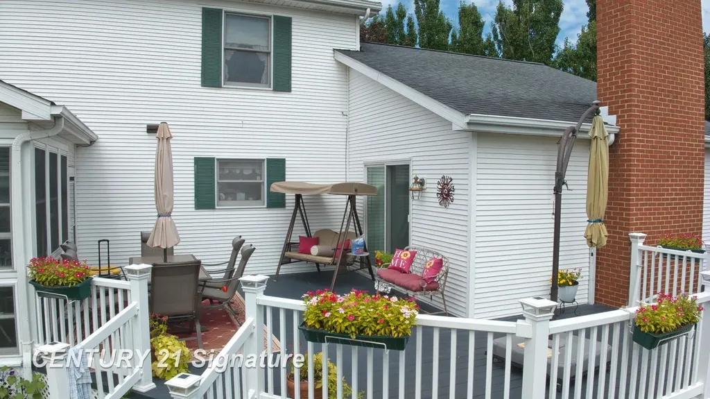 4407 Spurwood Drive Saginaw Charter Township MI 48603