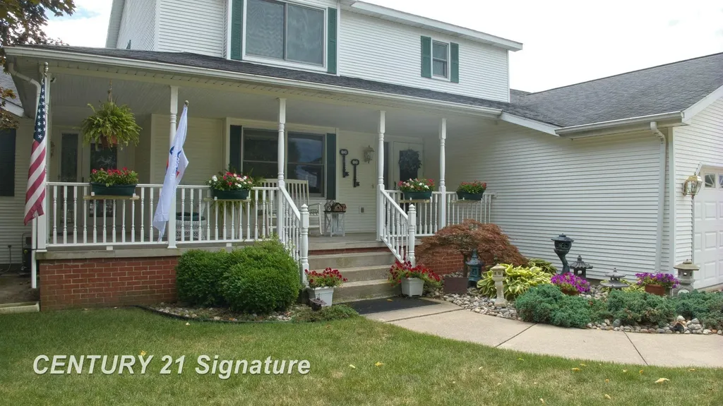 4407 Spurwood Drive Saginaw Charter Township MI 48603