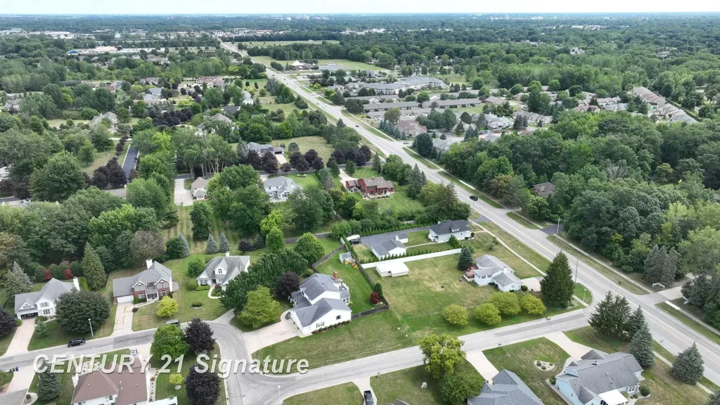 4407 Spurwood Drive Saginaw Charter Township MI 48603