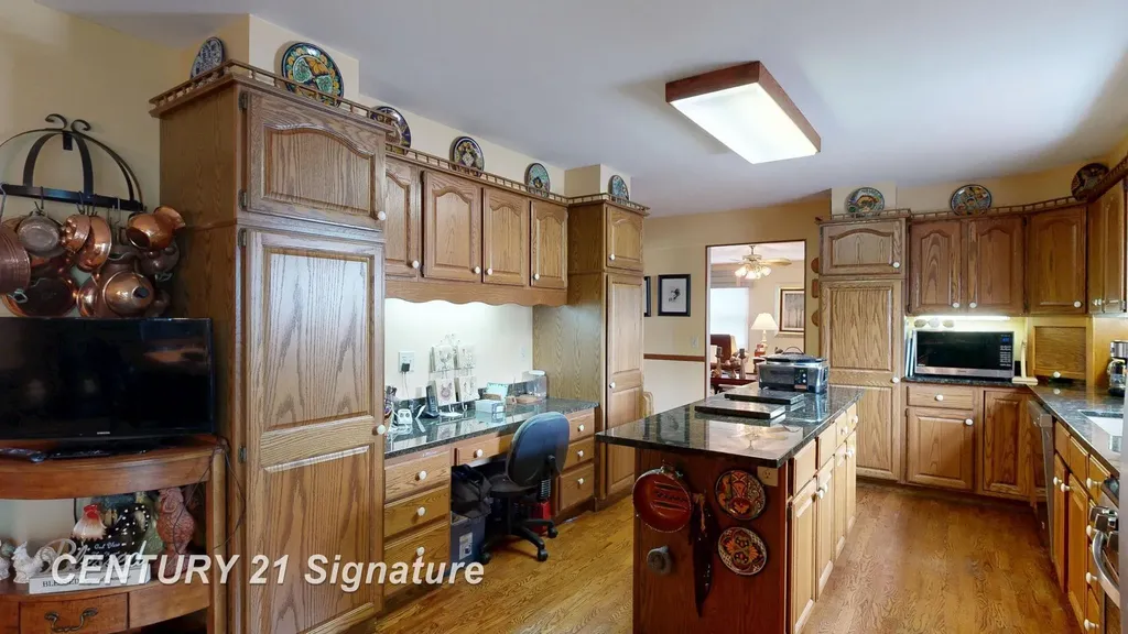4407 Spurwood Drive Saginaw Charter Township MI 48603