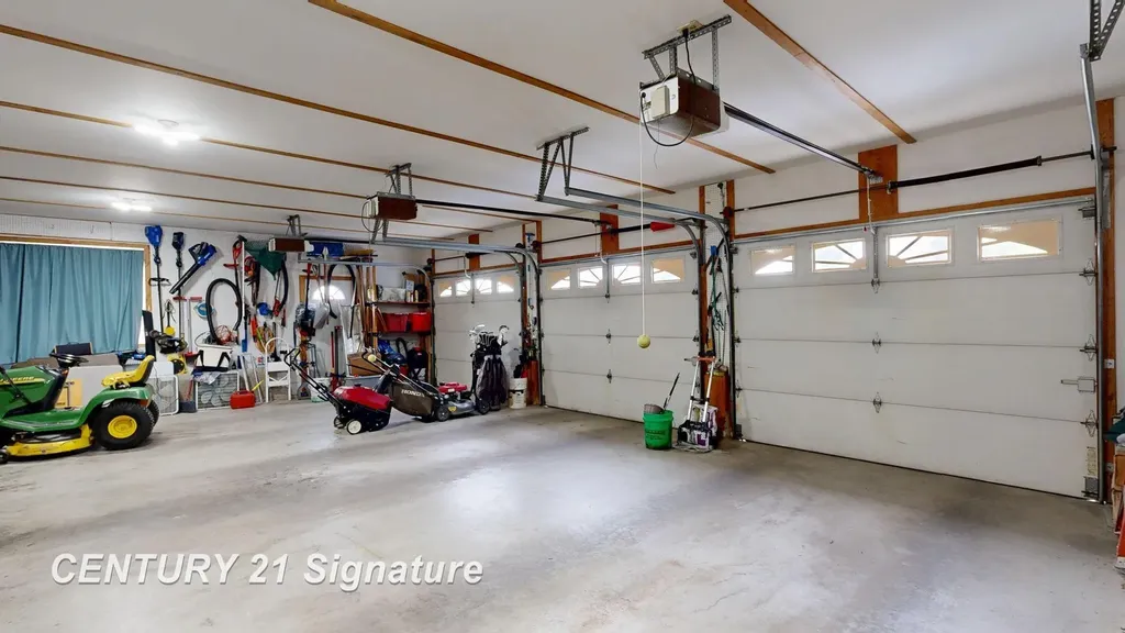 4407 Spurwood Drive Saginaw Charter Township MI 48603