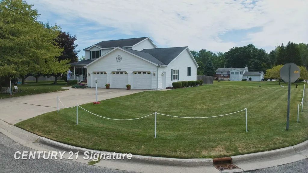 4407 Spurwood Drive Saginaw Charter Township MI 48603