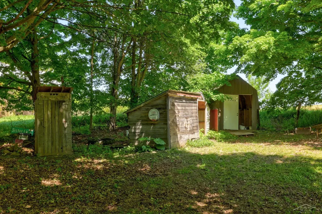 5400 Sister Lake Road Marathon Township MI 48421
