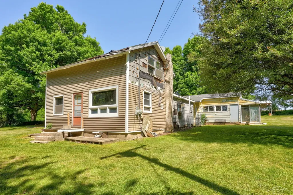 5400 Sister Lake Road Marathon Township MI 48421