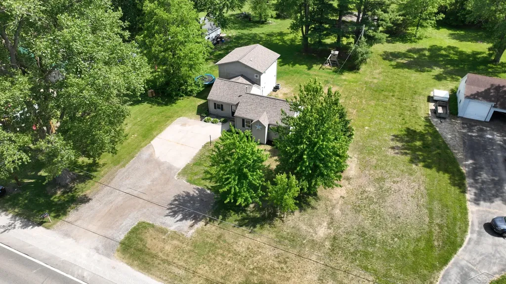 22359 Gratiot Road Merrill Village MI 48637