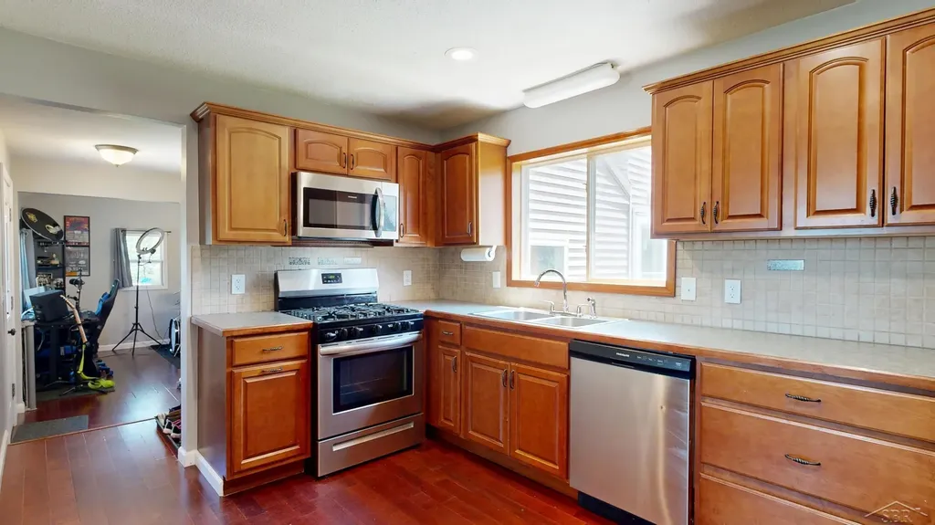 22359 Gratiot Road Merrill Village MI 48637