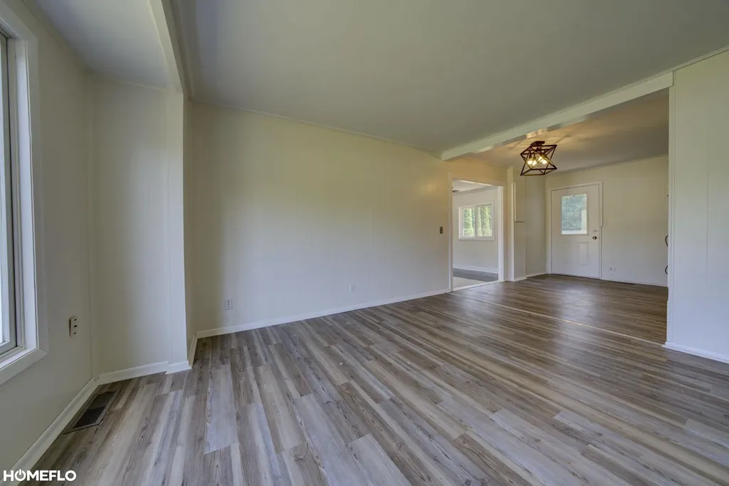6072 Center Road Traverse City City MI 49686