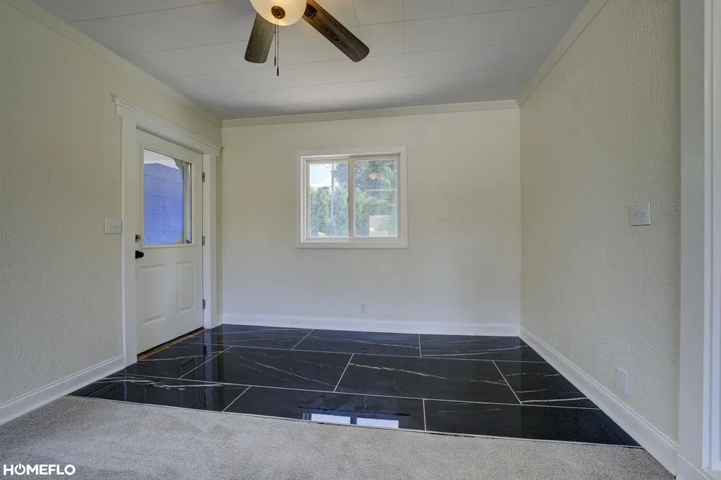 6072 Center Road Traverse City City MI 49686