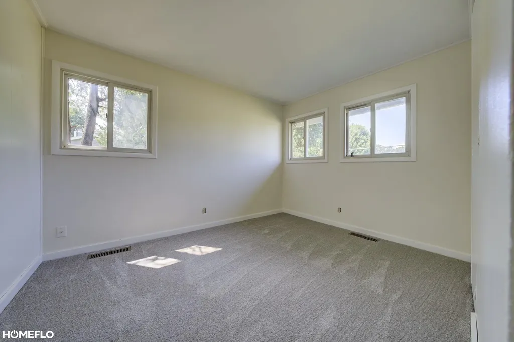 6072 Center Road Traverse City City MI 49686