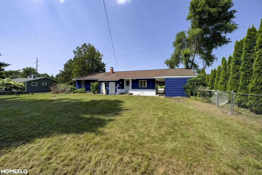 6072 Center Road Traverse City City MI 49686