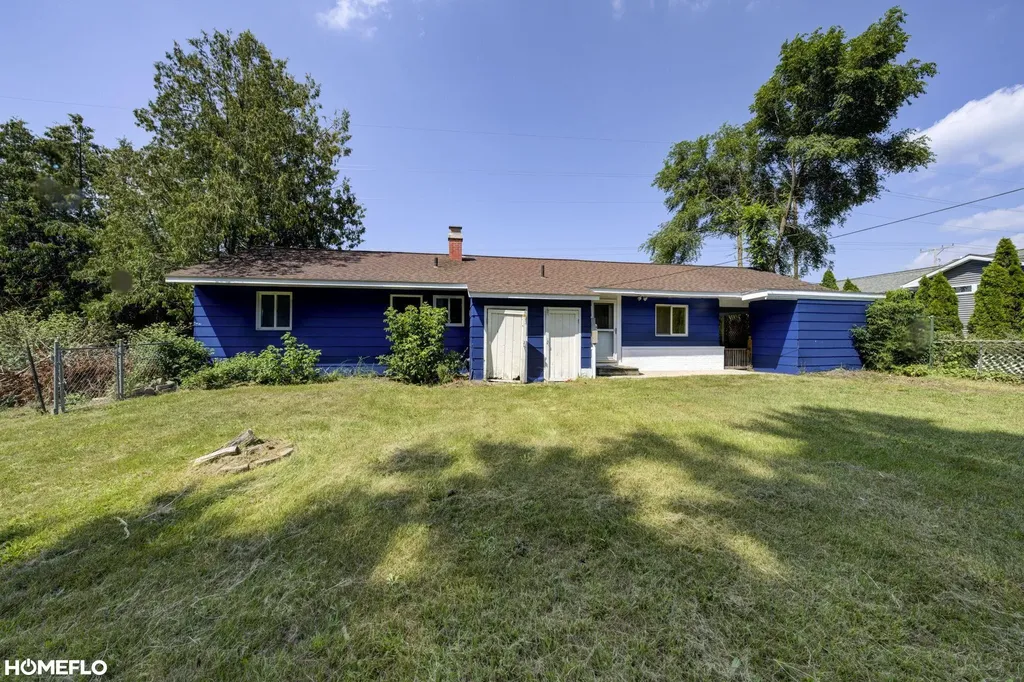 6072 Center Road Traverse City City MI 49686