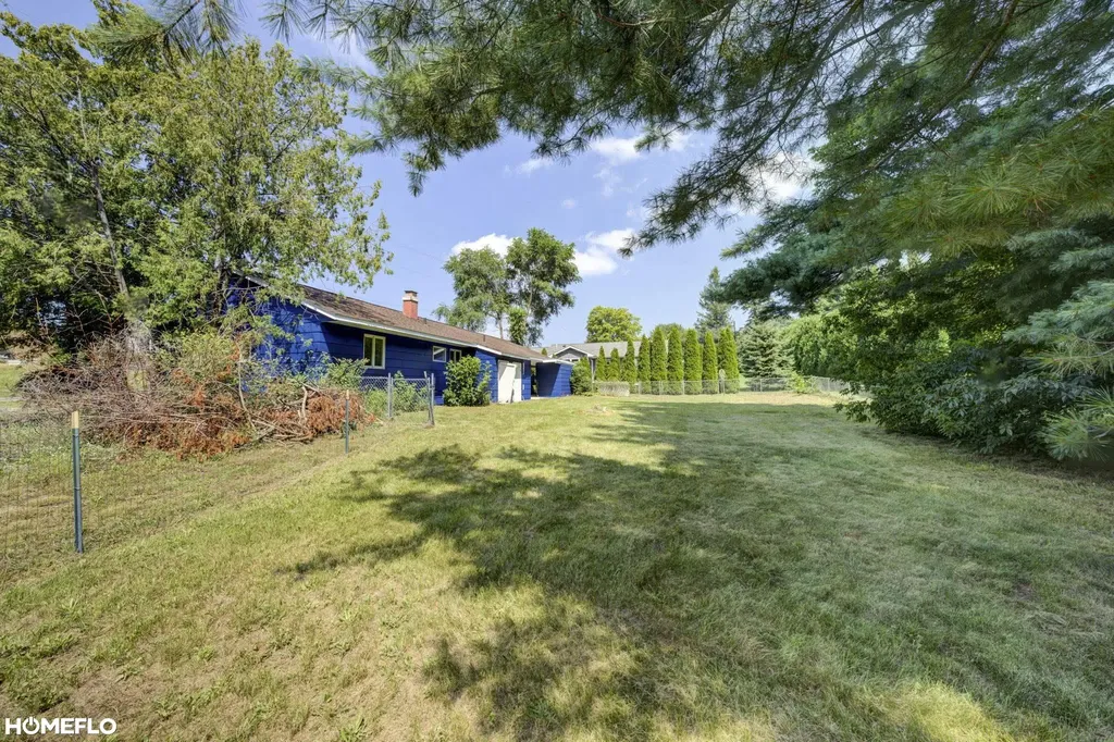 6072 Center Road Traverse City City MI 49686