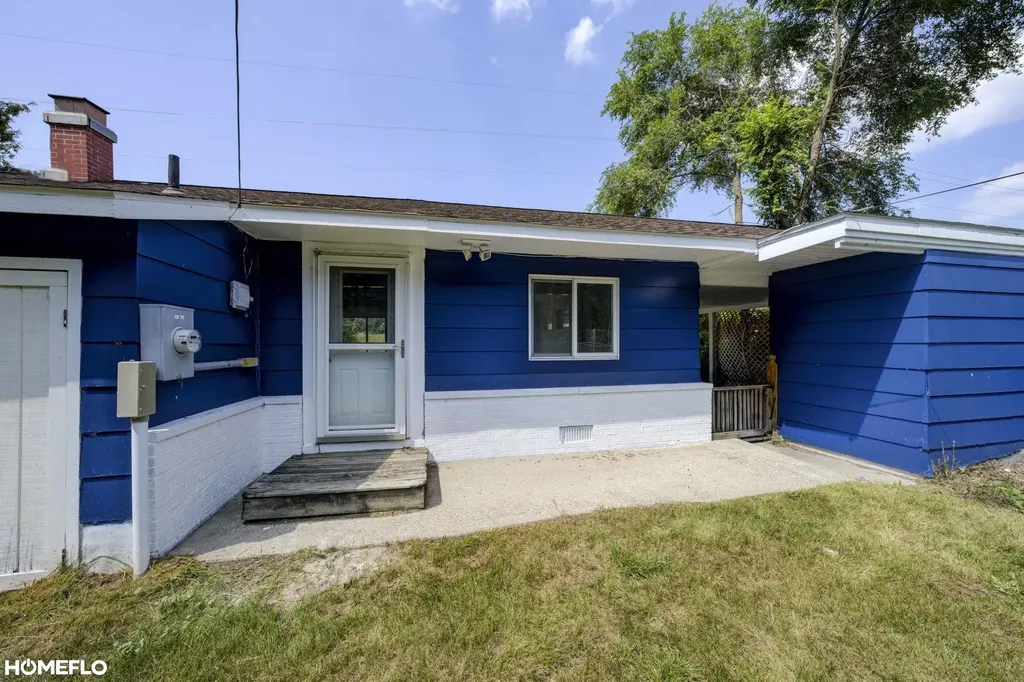 6072 Center Road Traverse City City MI 49686
