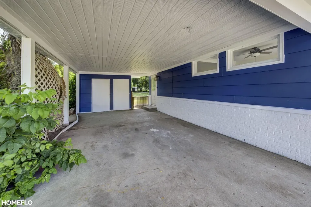 6072 Center Road Traverse City City MI 49686