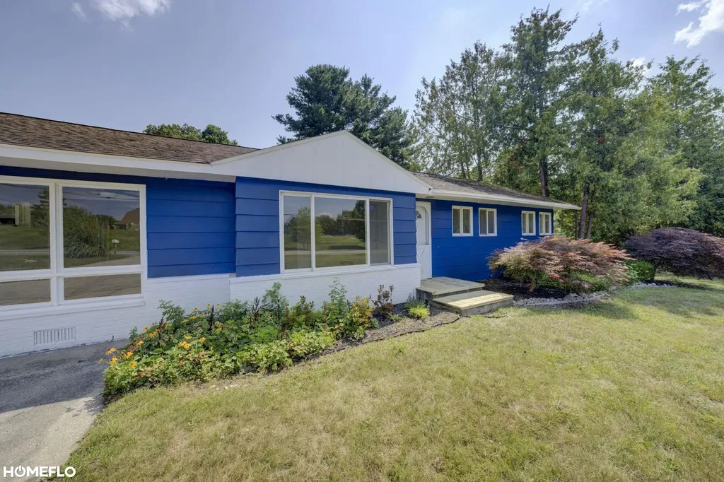 6072 Center Road Traverse City City MI 49686