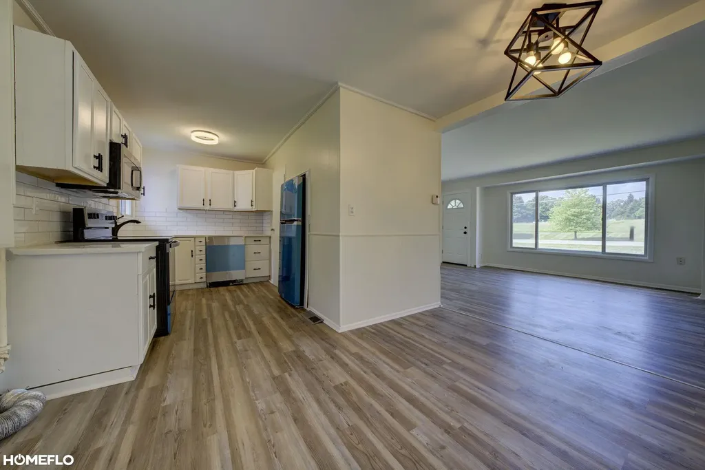 6072 Center Road Traverse City City MI 49686
