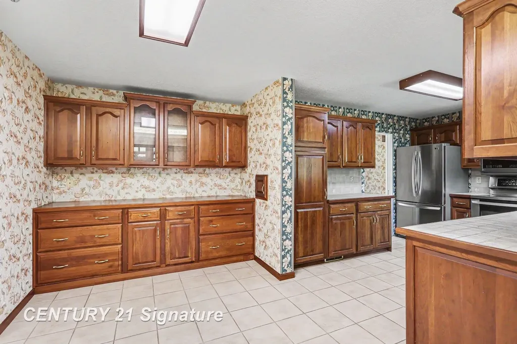 57 E Hannum Boulevard Saginaw Charter Township MI 48602