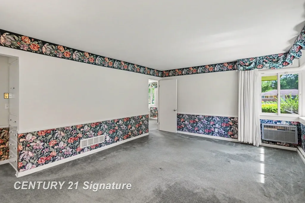 57 E Hannum Boulevard Saginaw Charter Township MI 48602
