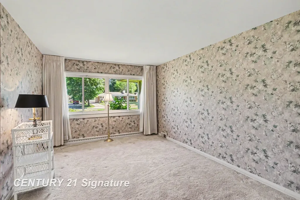 57 E Hannum Boulevard Saginaw Charter Township MI 48602