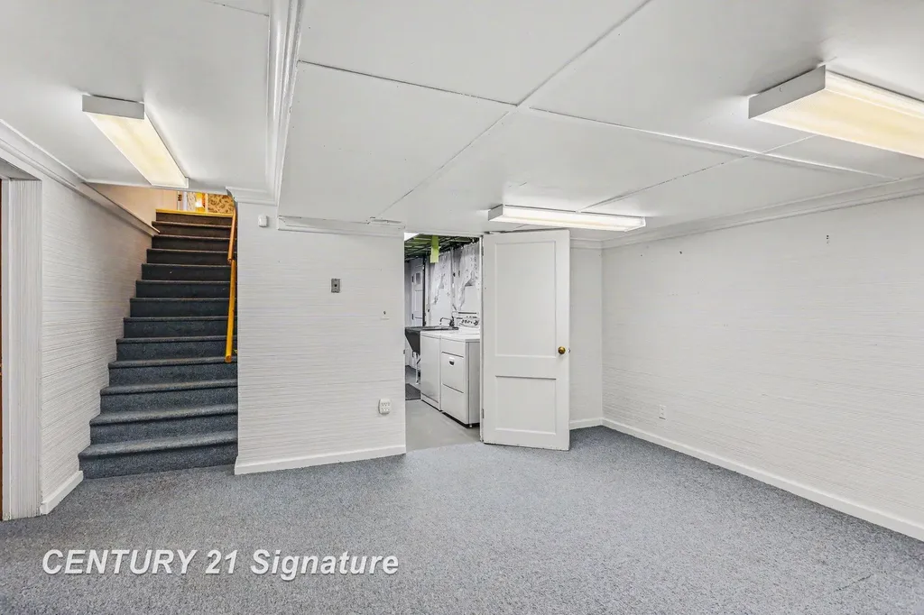 57 E Hannum Boulevard Saginaw Charter Township MI 48602