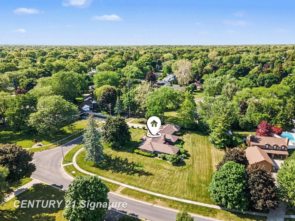 57 E Hannum Boulevard Saginaw Charter Township MI 48602