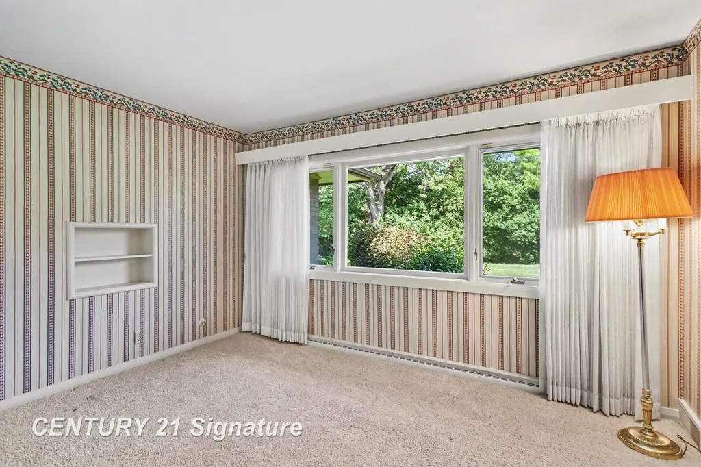 57 E Hannum Boulevard Saginaw Charter Township MI 48602