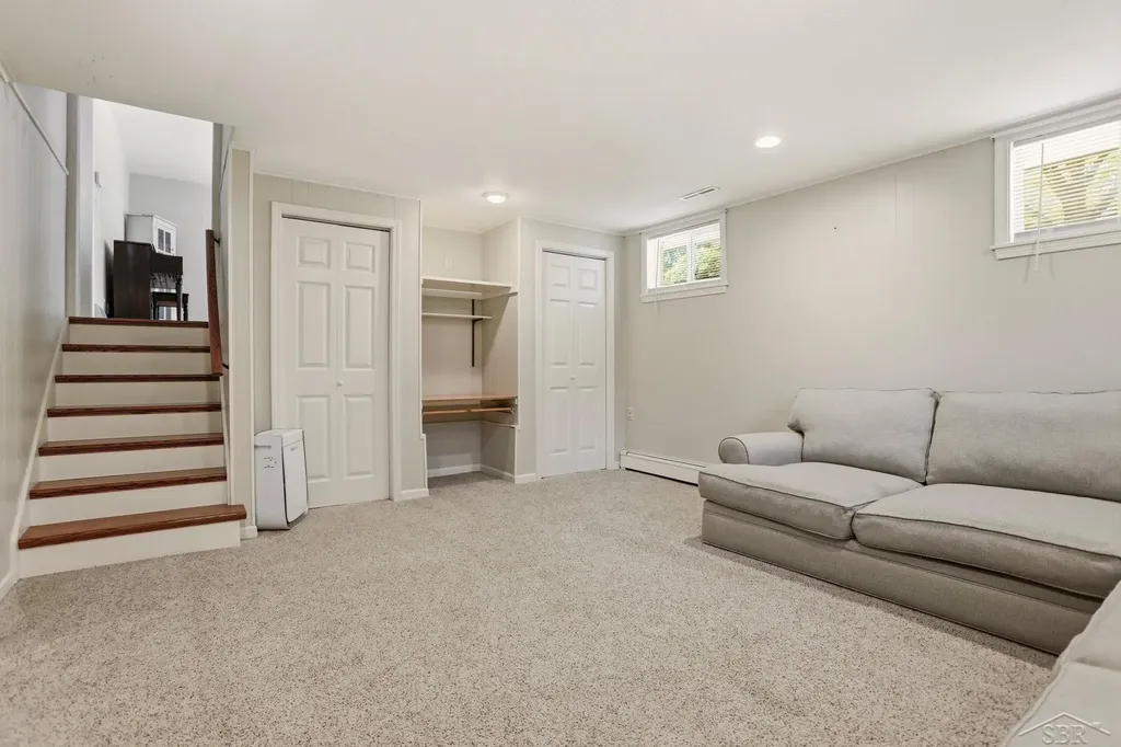 1275 Pius Street Saginaw Charter Township MI 48638