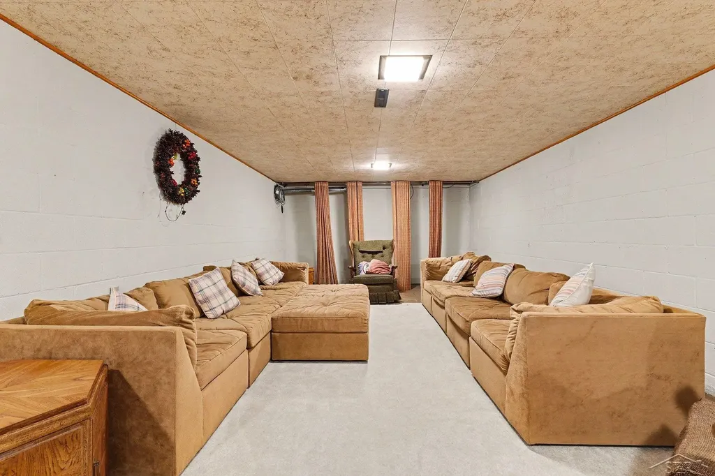 3002 Malden Place Saginaw City MI 48602