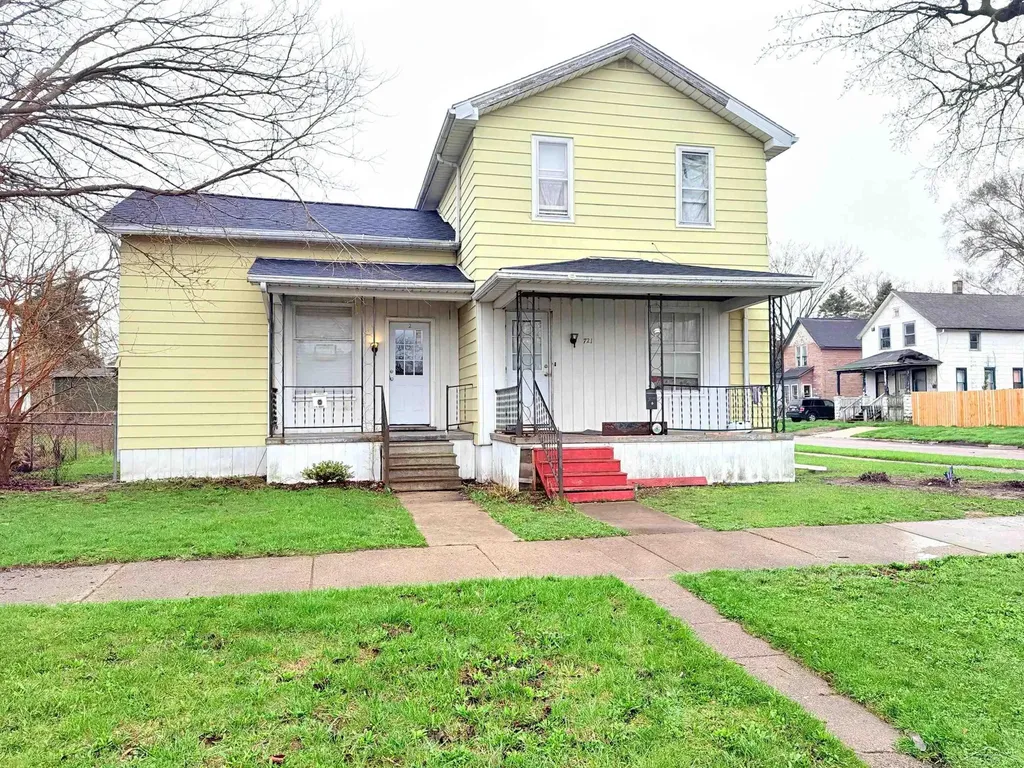 721 Lyon Street Saginaw City MI 48602