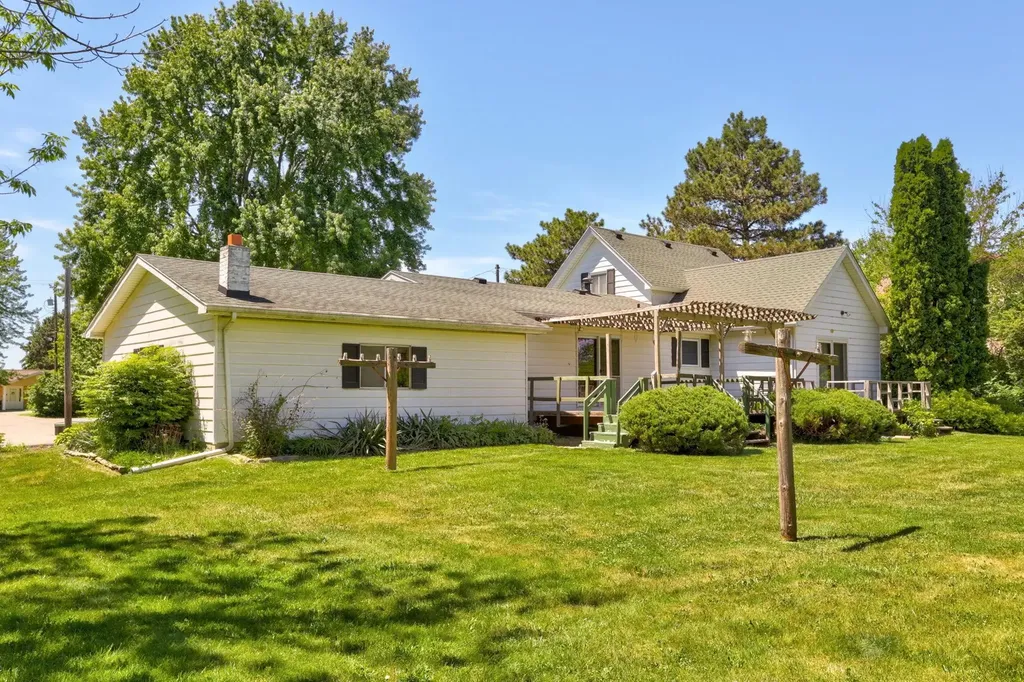 1305 S Gera Road Blumfield Township MI 48734