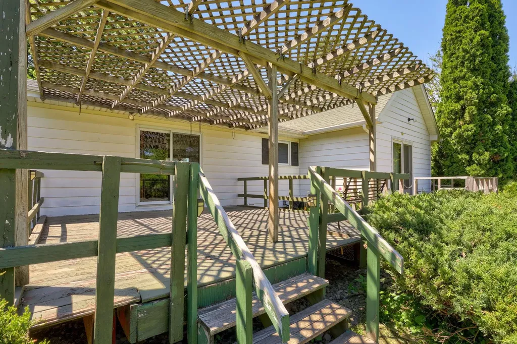1305 S Gera Road Blumfield Township MI 48734