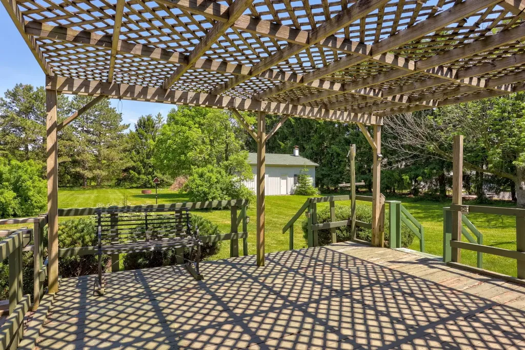 1305 S Gera Road Blumfield Township MI 48734