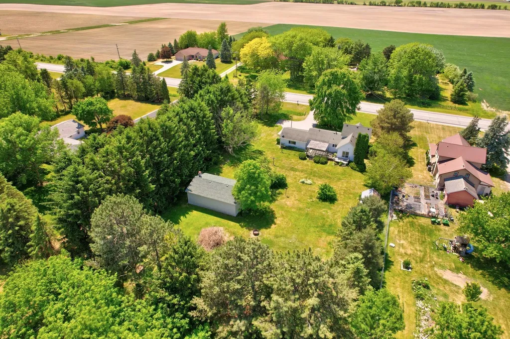 1305 S Gera Road Blumfield Township MI 48734