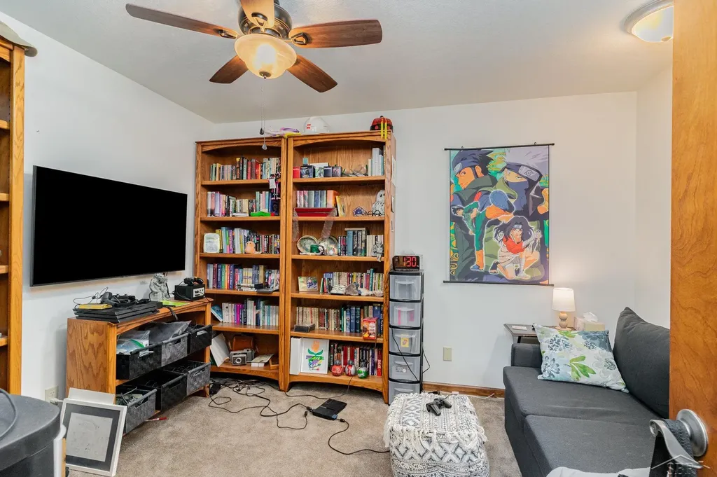 4589 N Island Drive Edenville Township MI 48657