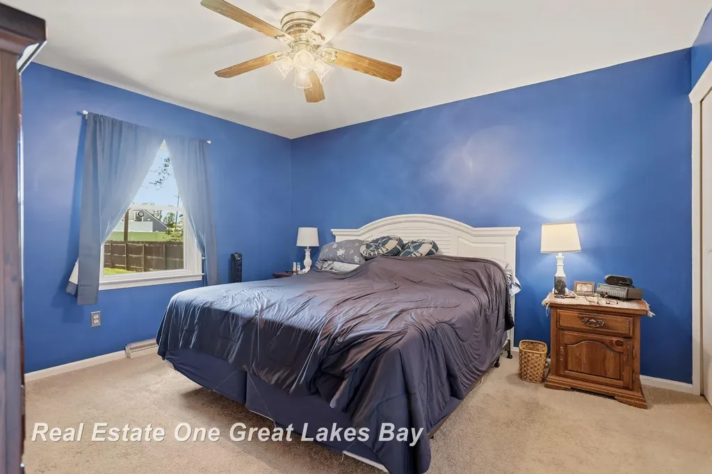 5469 George Street Saginaw Charter Township MI 48603