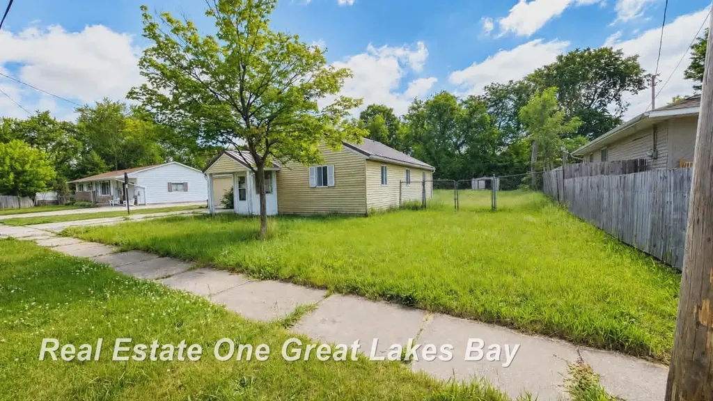 3531 Lionshead Lane Saginaw City MI 48601