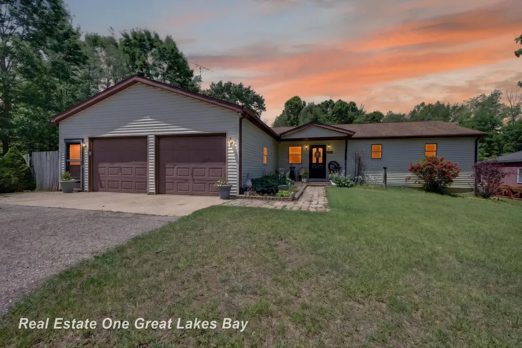 6153 Marathon Road Marathon Township MI 48464