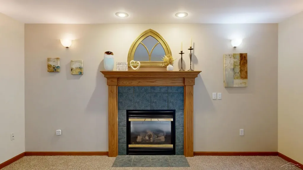 3227 Setting Sun Boulevard Saginaw Charter Township MI 48603